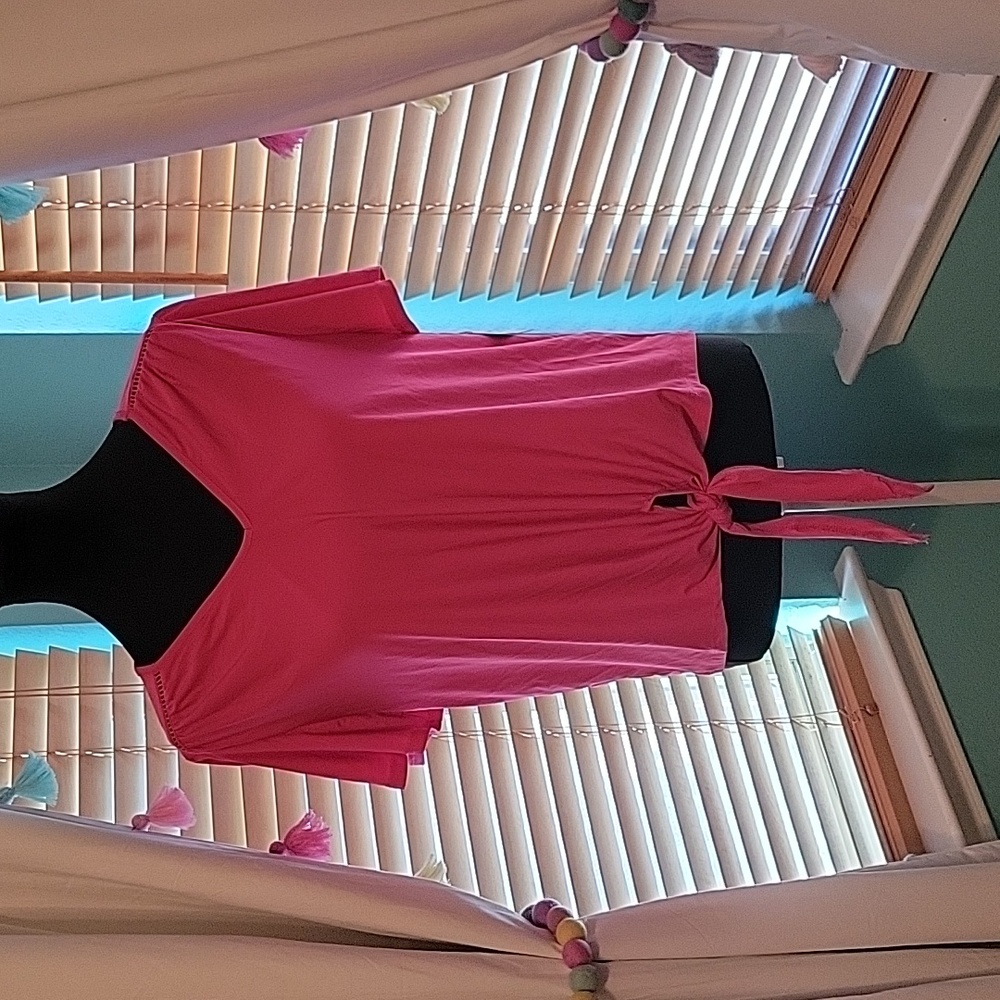 Janetchung hot pink eyelet square cut out detail on shoulders front tie